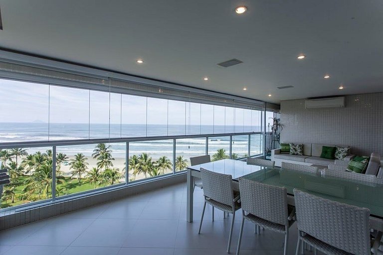 Wehome - 3 suítes, pé na areia, c/ varanda gourmet