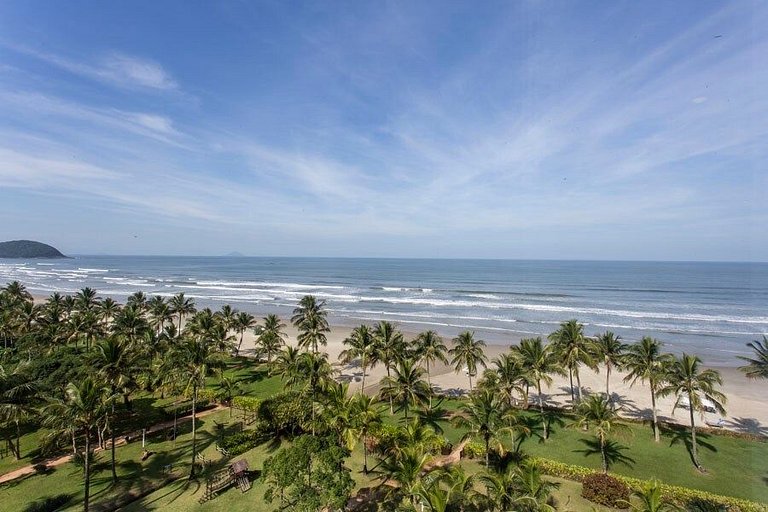 Wehome - Three suites for four to six guests at Riviera Beac