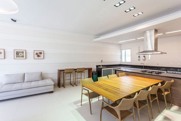 Wehome - 3 suítes, pé na areia, c/ varanda gourmet