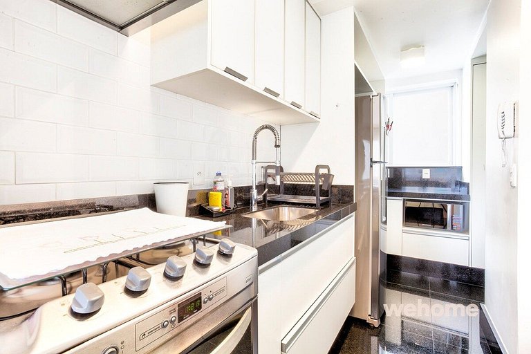 Wehome - Lindo e equipado, na melhor rua do Itaim!
