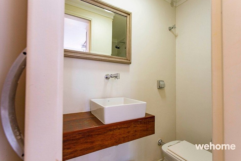 Wehome - Lindo e equipado, na melhor rua do Itaim!