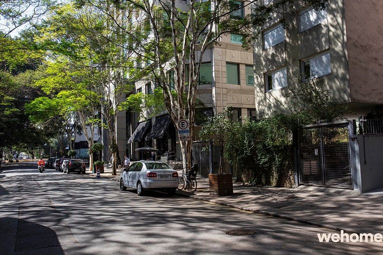 Wehome - Lindo e equipado, na melhor rua do Itaim!