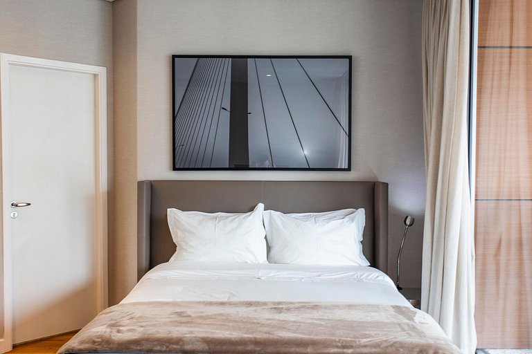 Wehome - Modern flat with balcony, experience the best of Sã