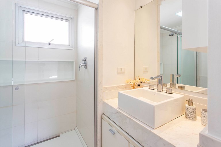 Wehome - Itaim Bibi: Two bedrooms with air conditioning