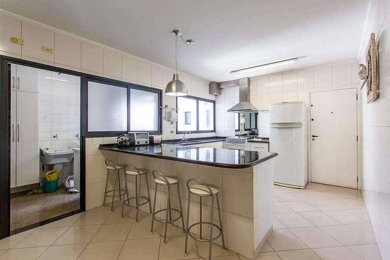 Wehome - Apartamento com 3 dormitórios no Real Parque, próxi