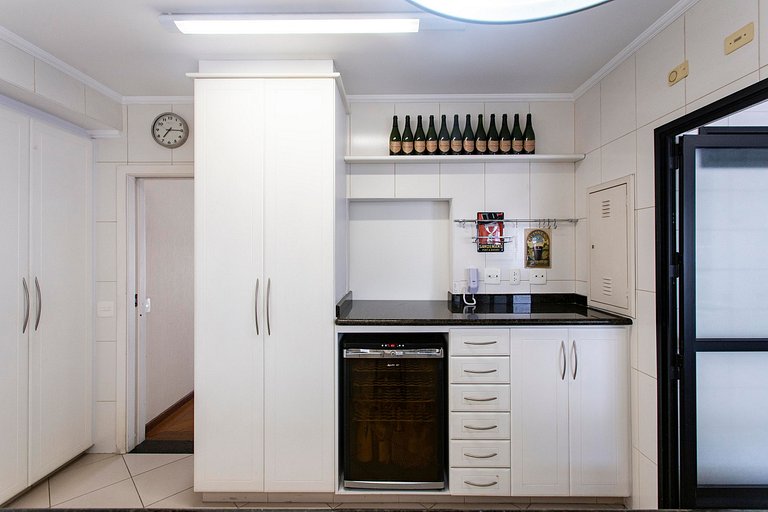 Wehome - Apartamento com 3 dormitórios no Real Parque, próxi