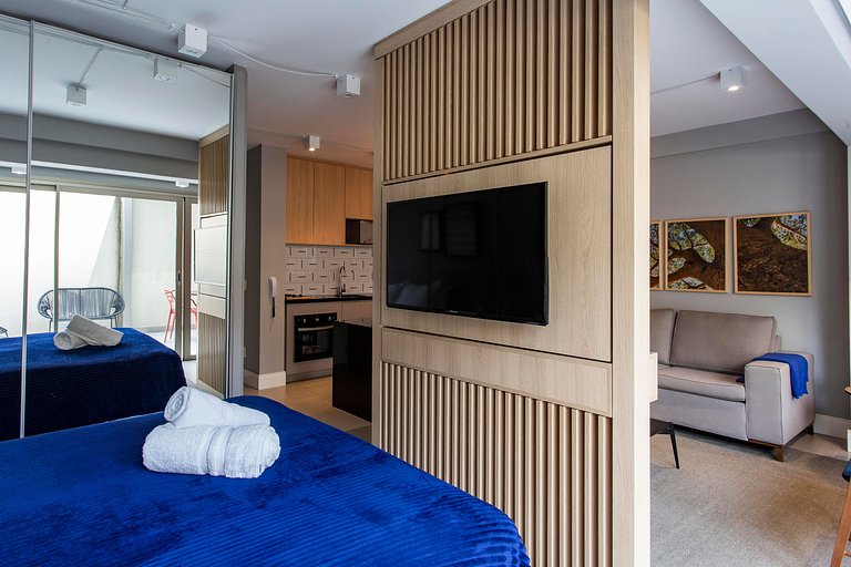 Wehome - Estudio elegante con patio trasero privado