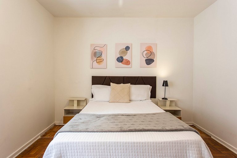 Wehome - Com 3 dorms na Praça Vilaboim!