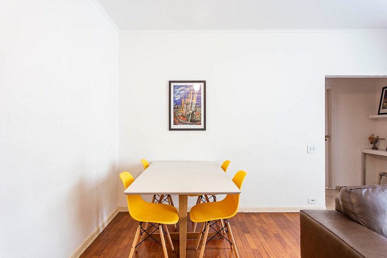 Wehome - Com 3 dorms na Praça Vilaboim!