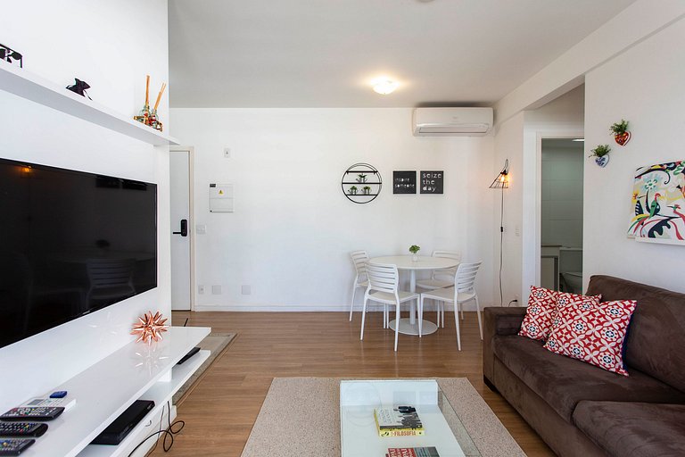 Flat de 2 quartos na Chácara Santo Antônio | WeHome