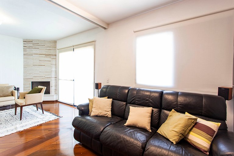 Wehome - Encantadora casa de 3 habitaciones en Real Parque