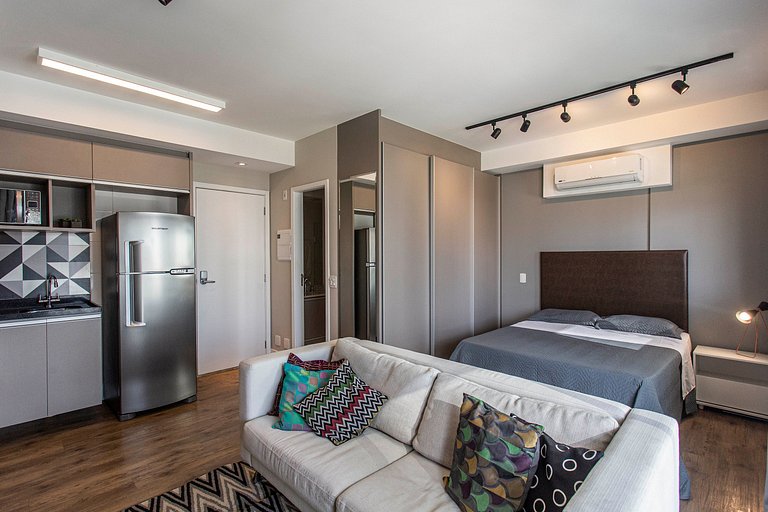 Studio next to Shopping Morumbi