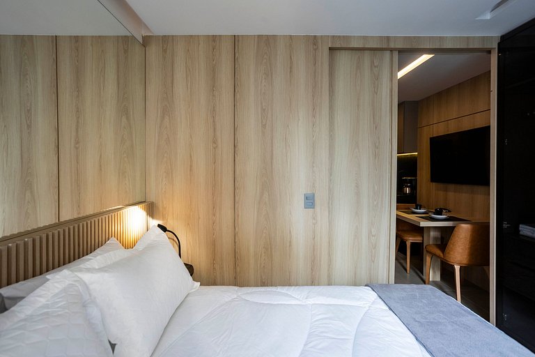 Wehome - Apto novo, bem decorado e funcional, no Itaim