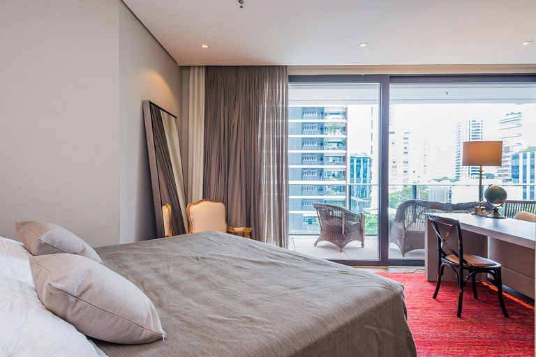 Wehome - Fully equipped, stylish, and perfectly located