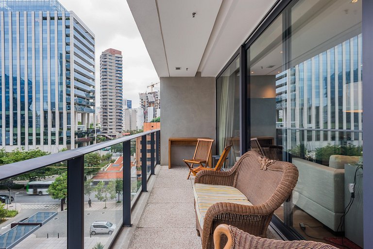 Wehome - Fully equipped, stylish, and perfectly located