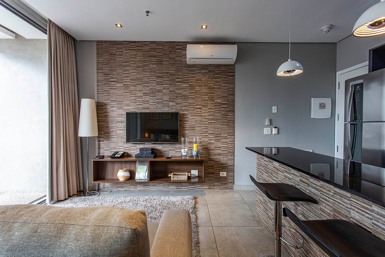 Wehome - Cozy Retreat with Pool