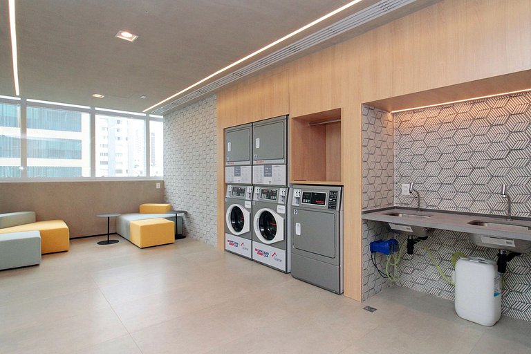 Wehome - Studio com Varanda em Moema | Piscina e Vista