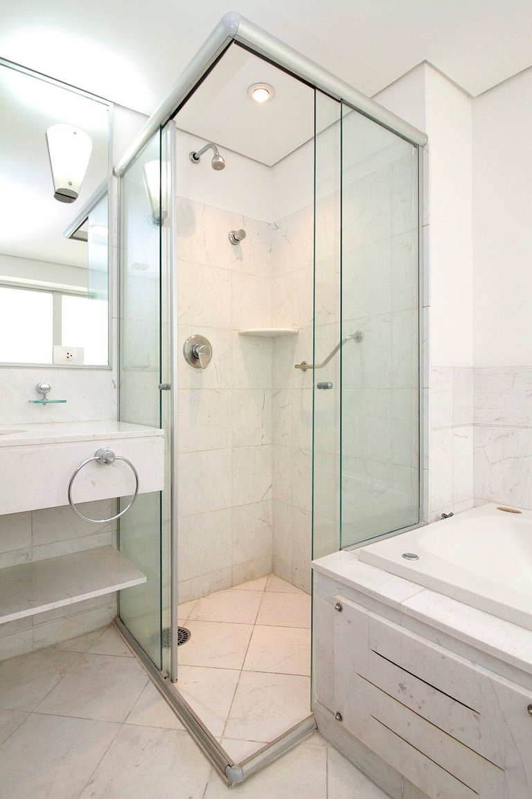 Wehome - Cama king e espaçoso no melhor do Itaim