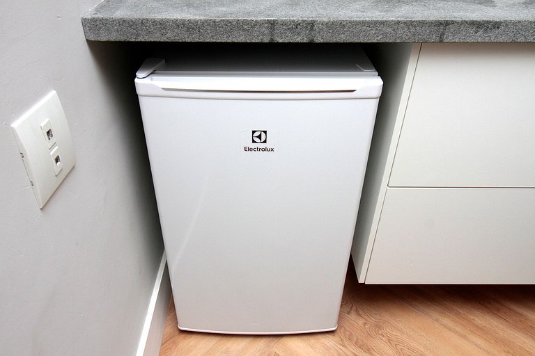 Wehome - Suite de hotel moderna y renovada para hasta 4 pers