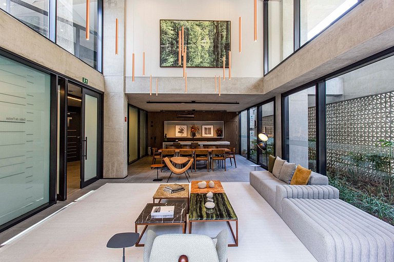 Cute and complete! w/ air conditioning and balcony at Vila M