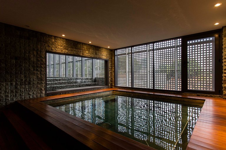 Aproveite uma vista espetacular da cidade próxima à Faria Li