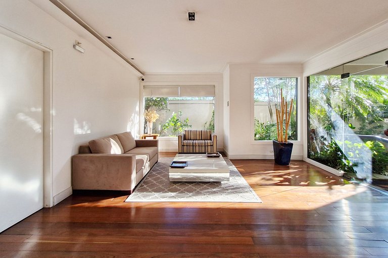 Wehome - A nice find, right next Clube Pinheiros