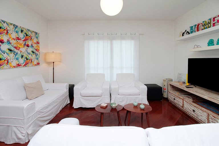 Wehome - A nice find, right next Clube Pinheiros