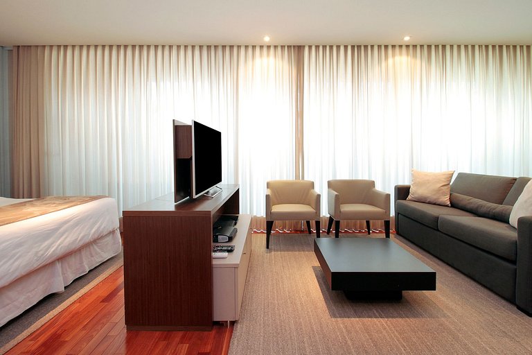 Wehome - Estudio amplio y luminoso en Faria Lima