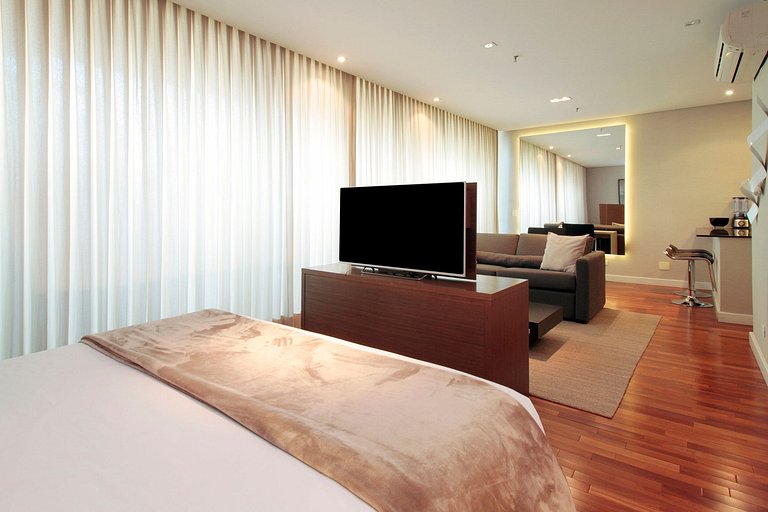 Wehome - Estudio amplio y luminoso en Faria Lima