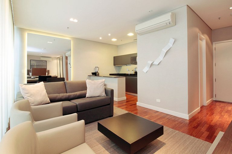 Wehome - Clean, spacious studio, in Faria Lima