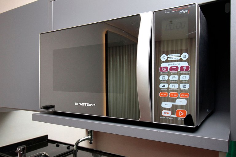 Wehome - Estudio amplio y luminoso en Faria Lima