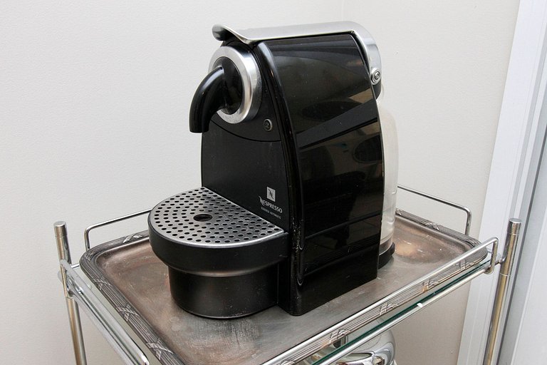 Wehome – 3-bedroom apartment, just three blocks from Paulist