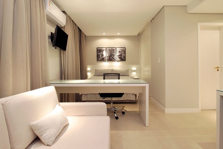 Wehome - Flat renovado e lindo na Rua Funchal