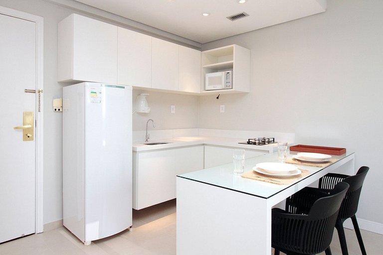 Wehome - Flat reformado e lindo, na Rua Funchal