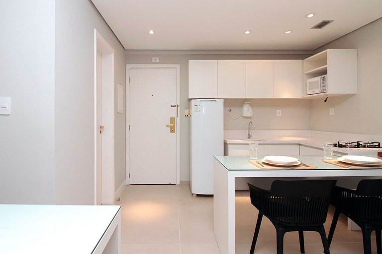 Wehome - Flat renovado e lindo na Rua Funchal