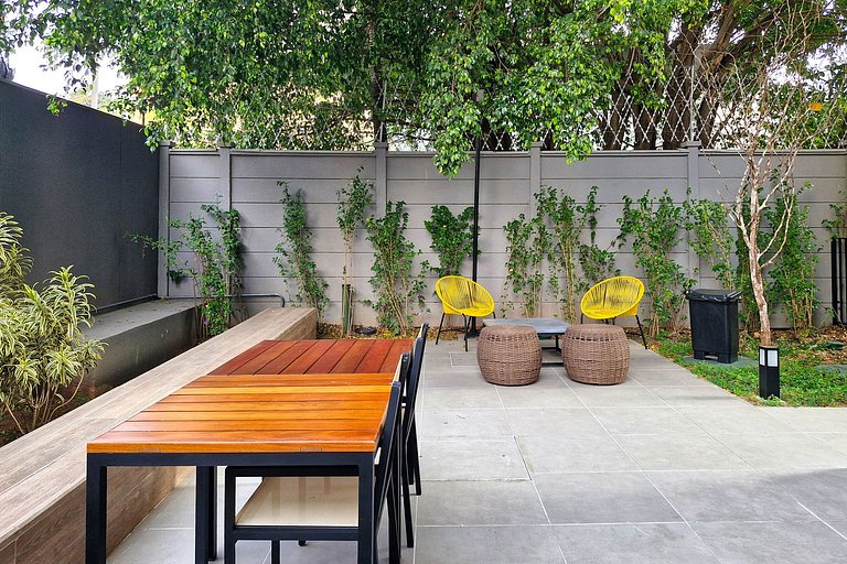 Wehome - Complete, charming, and perfectly located