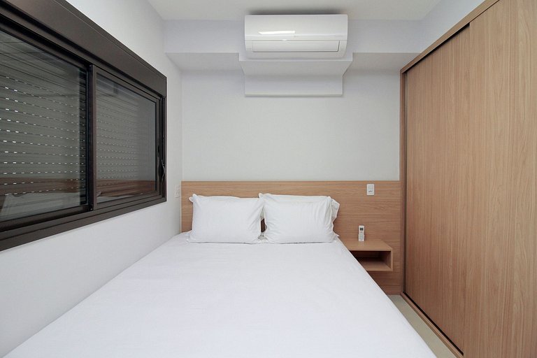 Wehome - Newly available in Brooklin, charming and fully equ