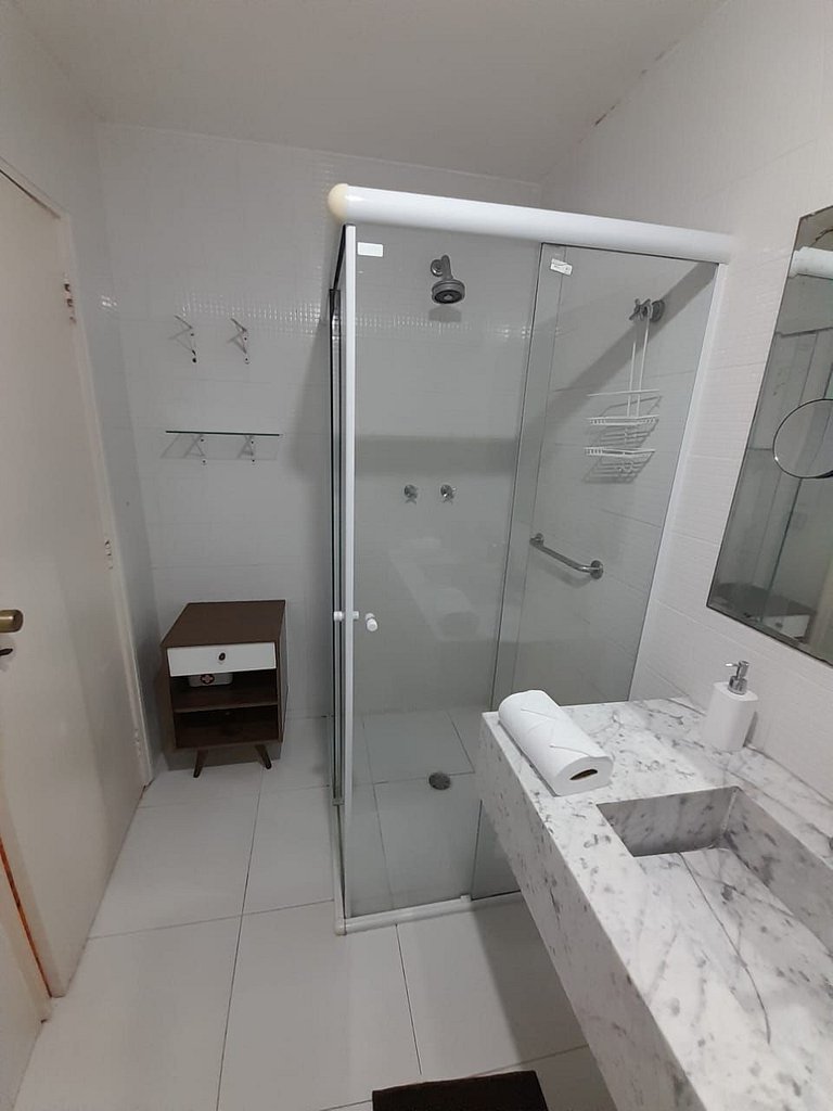 Wehome - Com 3 dorms na Praça Vilaboim!
