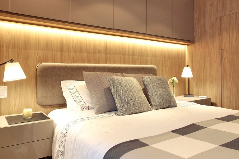 Impeccable! Located in Jardins, beautiful and fully equipped