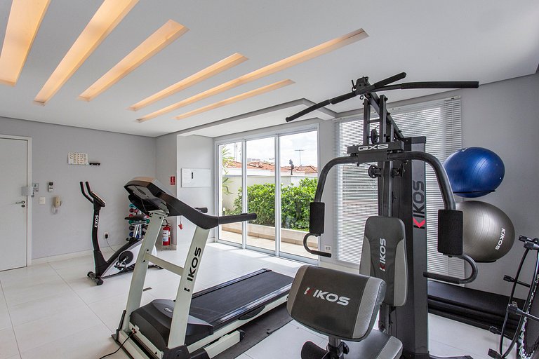 Wehome -Duplex: churrasqueira e vista da cidade.