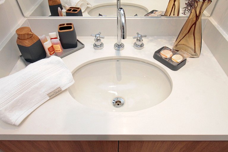 Wehome - Beautiful, new, and located in the heart of Vila Ma