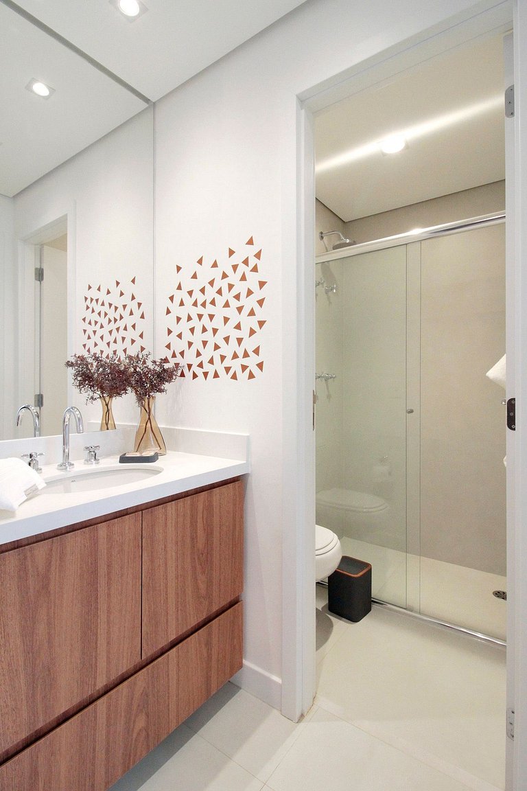 Wehome - Beautiful, new, and located in the heart of Vila Ma