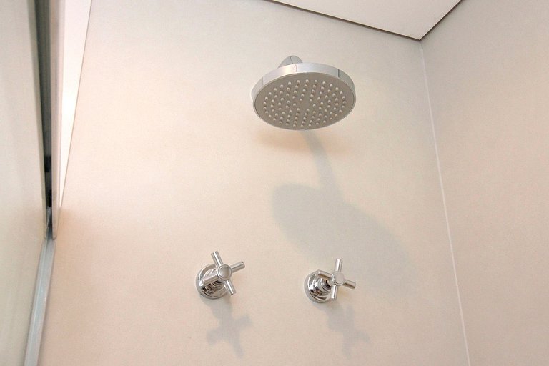 Wehome - Beautiful, new, and located in the heart of Vila Ma