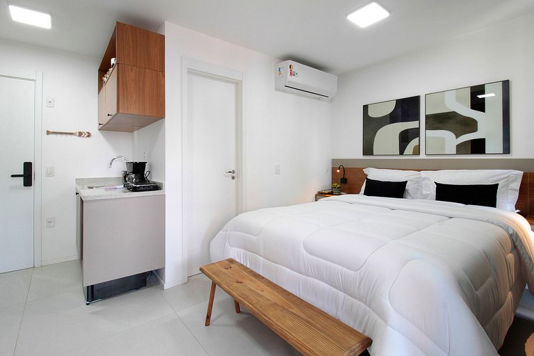 Wehome - Lindo studio, ótima localização e piscina