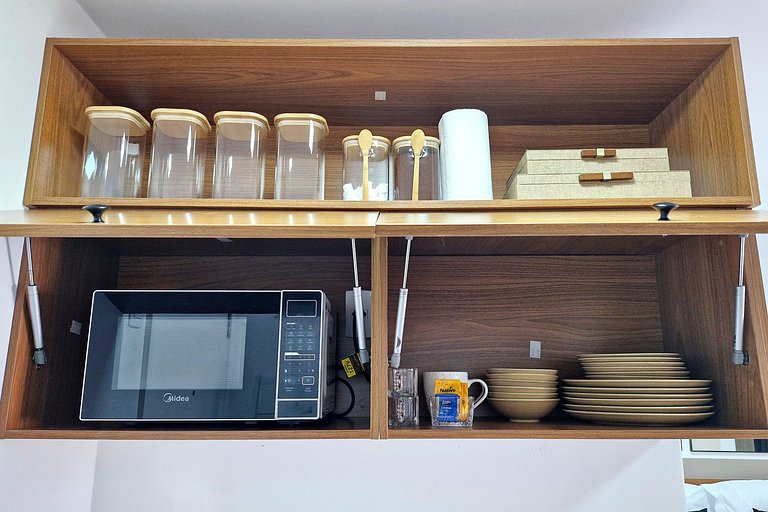 Wehome - Beautiful studio, great location, and pool