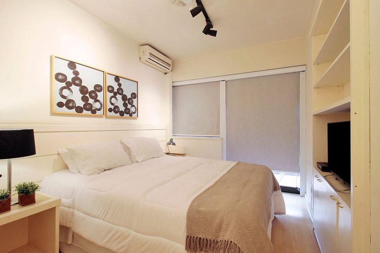 Furnished 1-bedroom flat in Itaim Bibi | WeHome