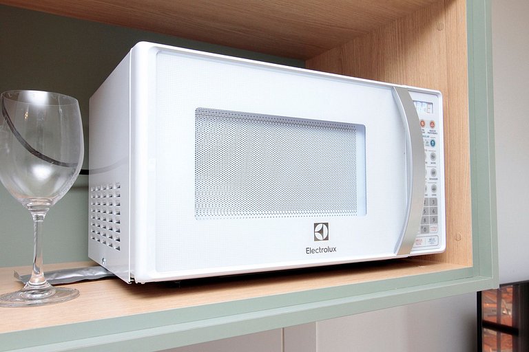 Wehome - Completo, charmoso e com localização excelente