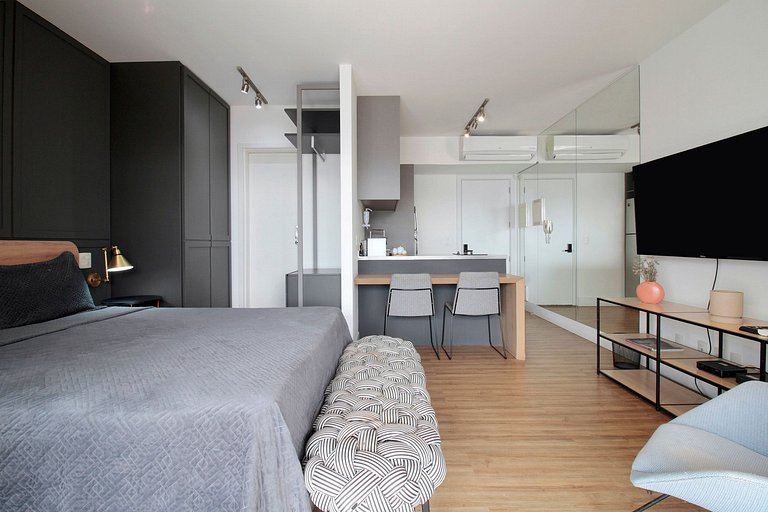 Excellent view just a few meters from Faria Lima