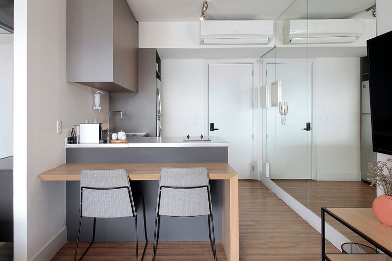 Excellent view just a few meters from Faria Lima