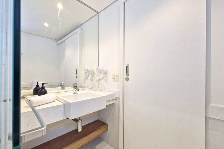 Excellent view just a few meters from Faria Lima